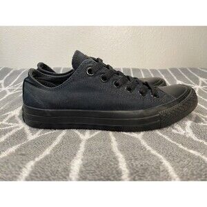 Converse All Star Shoes Women’s Size 7 Triple Black Low Top Canvas Sneakers